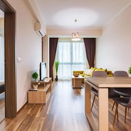 Cote D'azur Aparthotel *