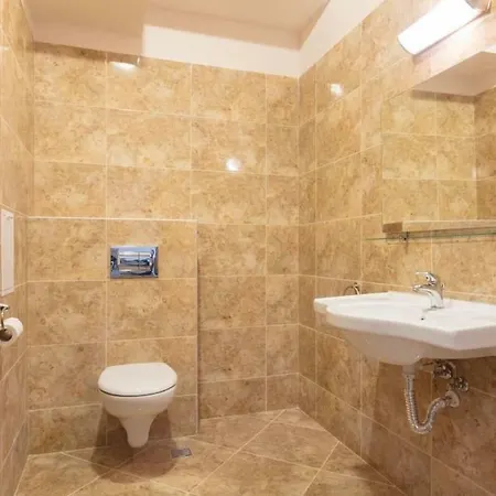 Cote D'azur Hotel apartamentowy *
