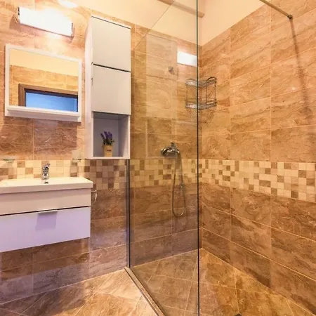 Hotel apartamentowy Cote D'azur *